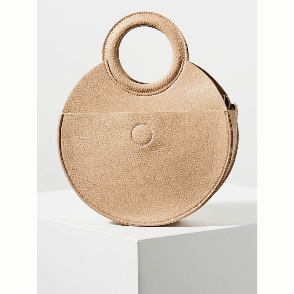 Round Crossbody